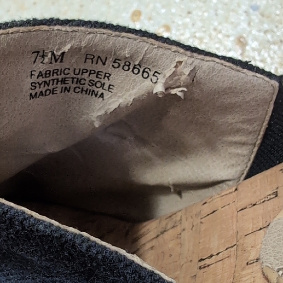 Abound | Black and Tan Cork 4" Wedge Sandals Size 7.5 - Picture 11 of 12